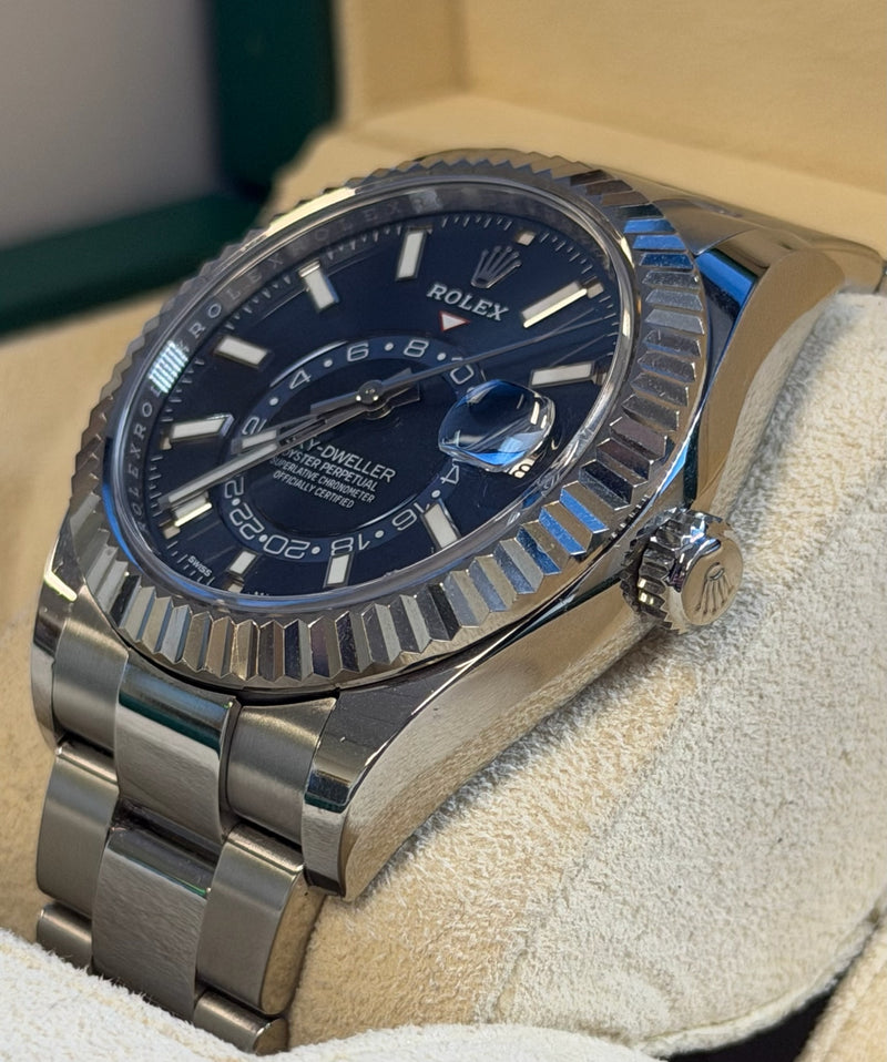 Rolex - Pre-owned Sky-Dweller Blue Dial Oyster Bracelet 326934