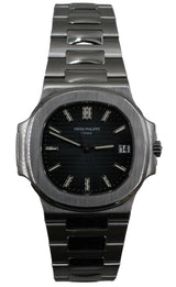 Patek Philippe - Pre-owned Nautilus Blue Dial 5800/1A