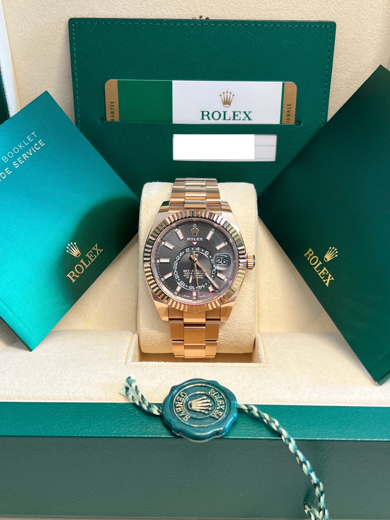 Rolex - Pre-owned Rose Gold Sky-Dweller Rhodium Dial 326935