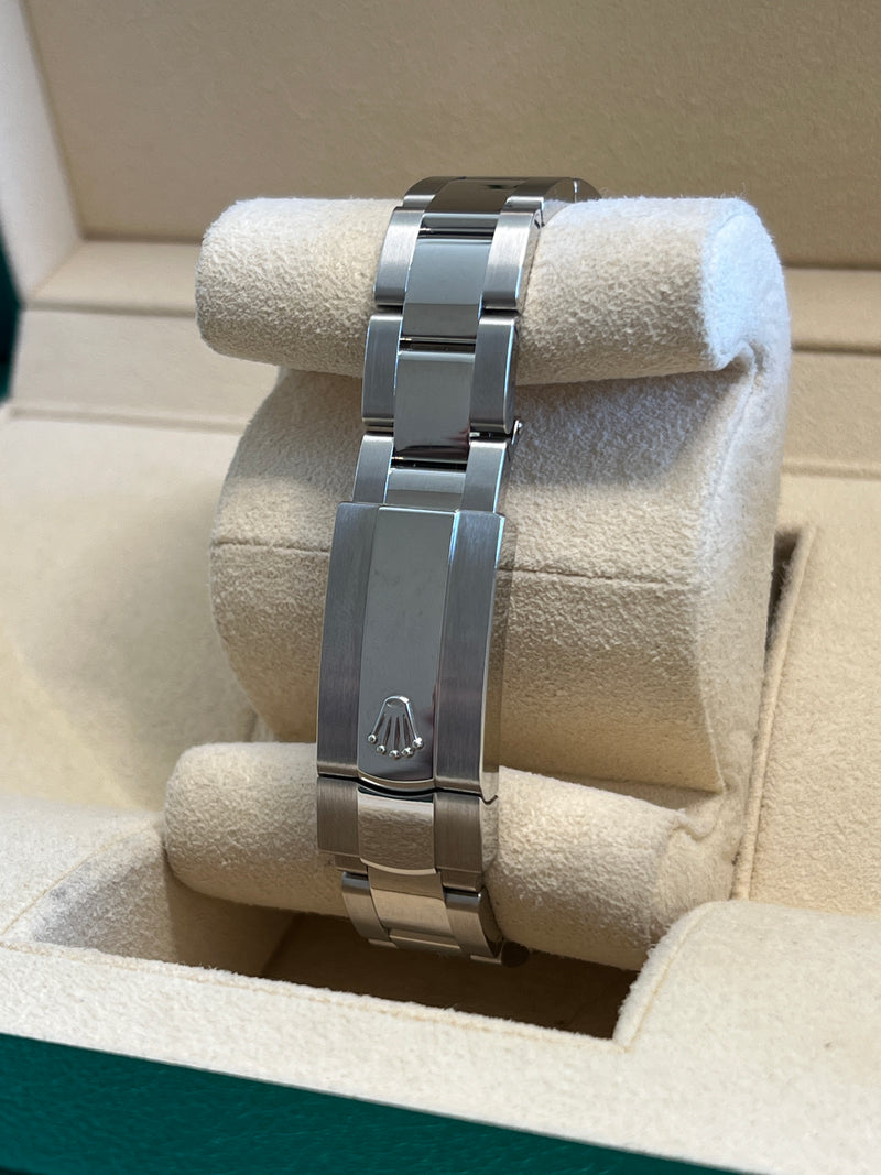 Rolex - Pre-owned Datejust 31mm Blue Roman Dial Oyster Bracelet 278240