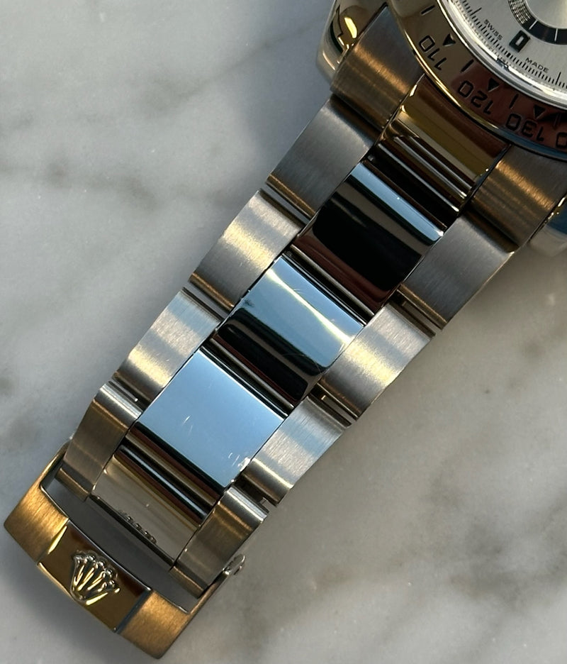 Rolex - Pre-owned White Gold Daytona Silver Racing Dial 116509