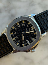 Patek Philippe - Pre-owned Aquanaut 30mm Black Dial 4960A