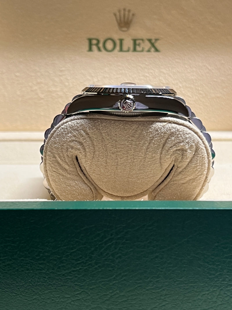 Rolex - Unworn Datejust 36mm Blue Diamond Dial Jubilee Bracelet 126234