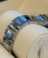 Rolex - Pre-owned Stainless Steel Lady-Datejust 28mm Silver Index Dial Oyster Bracelet 279174