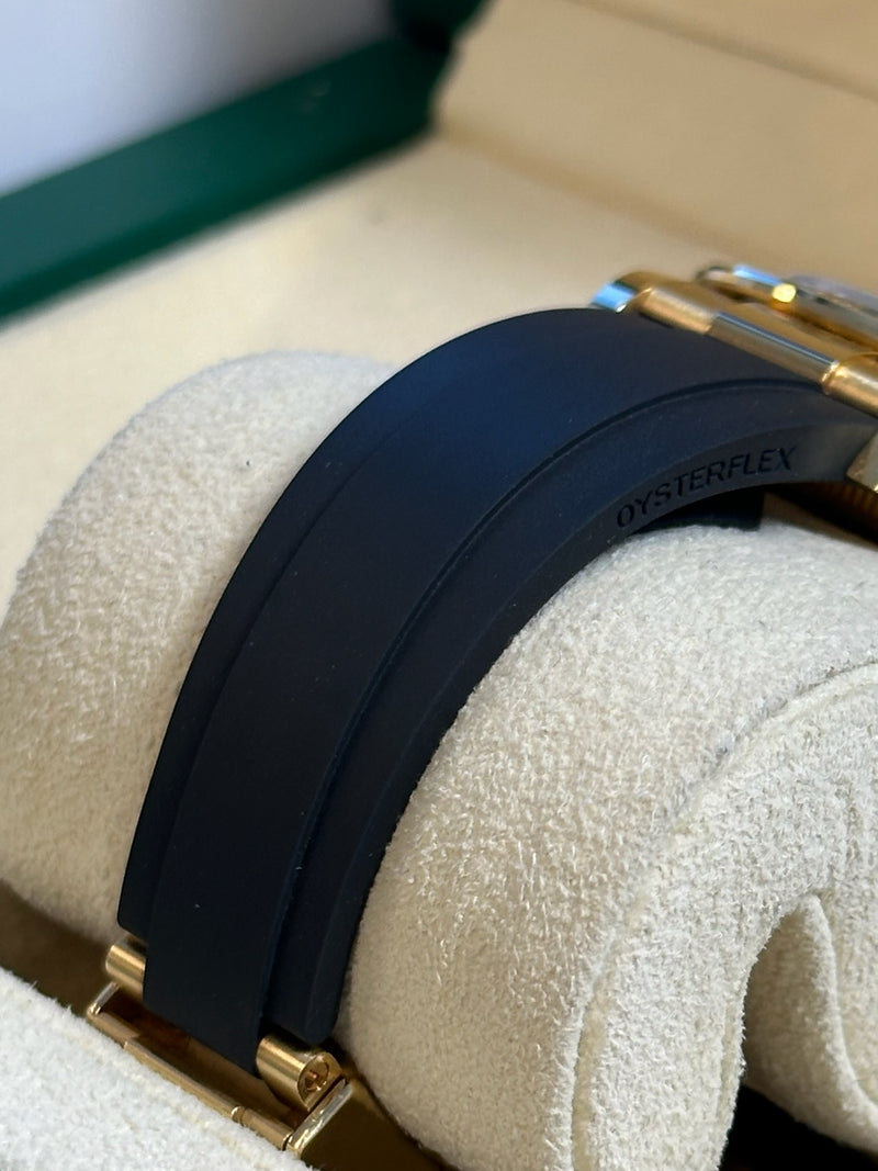 Rolex - Pre-owned Yellow Gold Daytona Champagne "Pikachu" Dial Oysterflex 126518LN