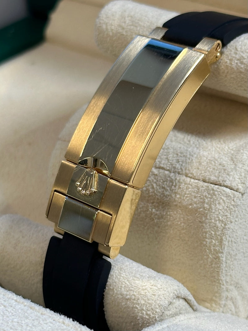 Rolex - Pre-owned Yellow Gold Daytona Champagne "Pikachu" Dial Oysterflex 126518LN