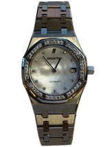 Audemars Piguet - Pre-owned White Gold Royal Oak Mother of Pearl Dial Diamond Bezel 14813BC