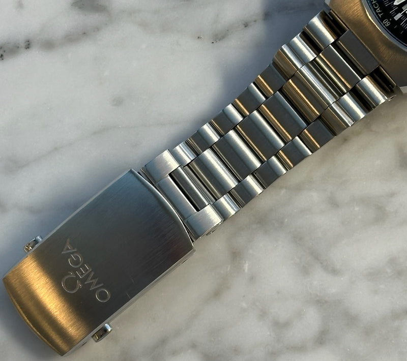 Omega - Pre-owned Speedmaster Mark II 327.10.43.50.01.001