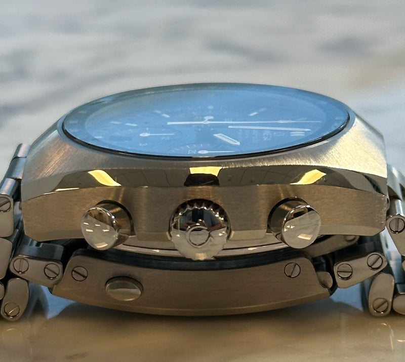 Omega - Pre-owned Speedmaster Mark II 327.10.43.50.01.001