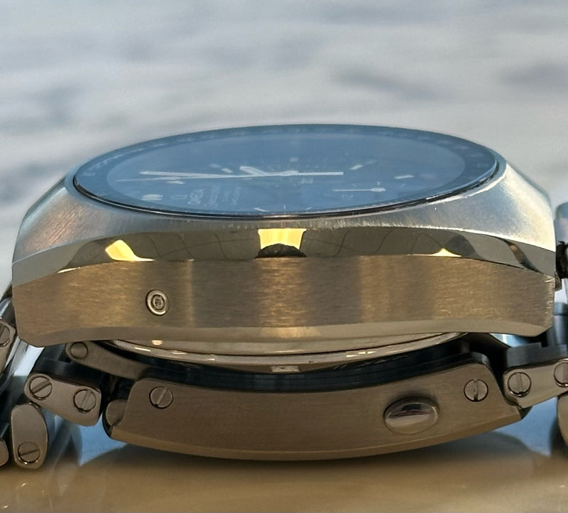 Omega - Pre-owned Speedmaster Mark II 327.10.43.50.01.001