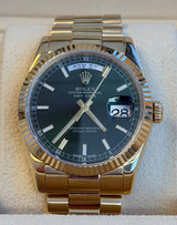 Rolex - Pre-owned Yellow Gold Day-Date 36 HEBREW Day Wheel Green Dial 118238