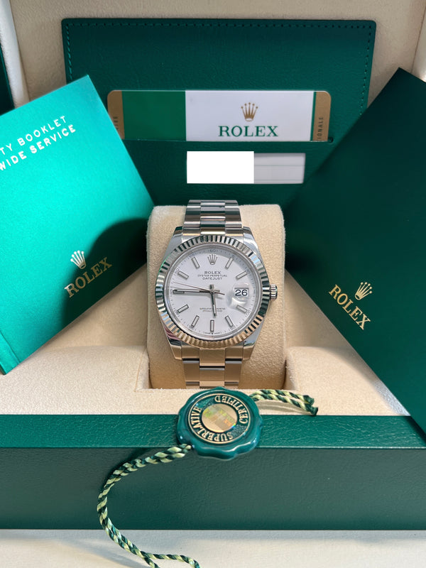 Rolex - Pre-owned Datejust 41mm White Dial Oyster Bracelet 126334