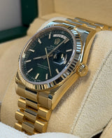 Rolex - Pre-owned Yellow Gold Day-Date 36 HEBREW Day Wheel Green Dial 118238
