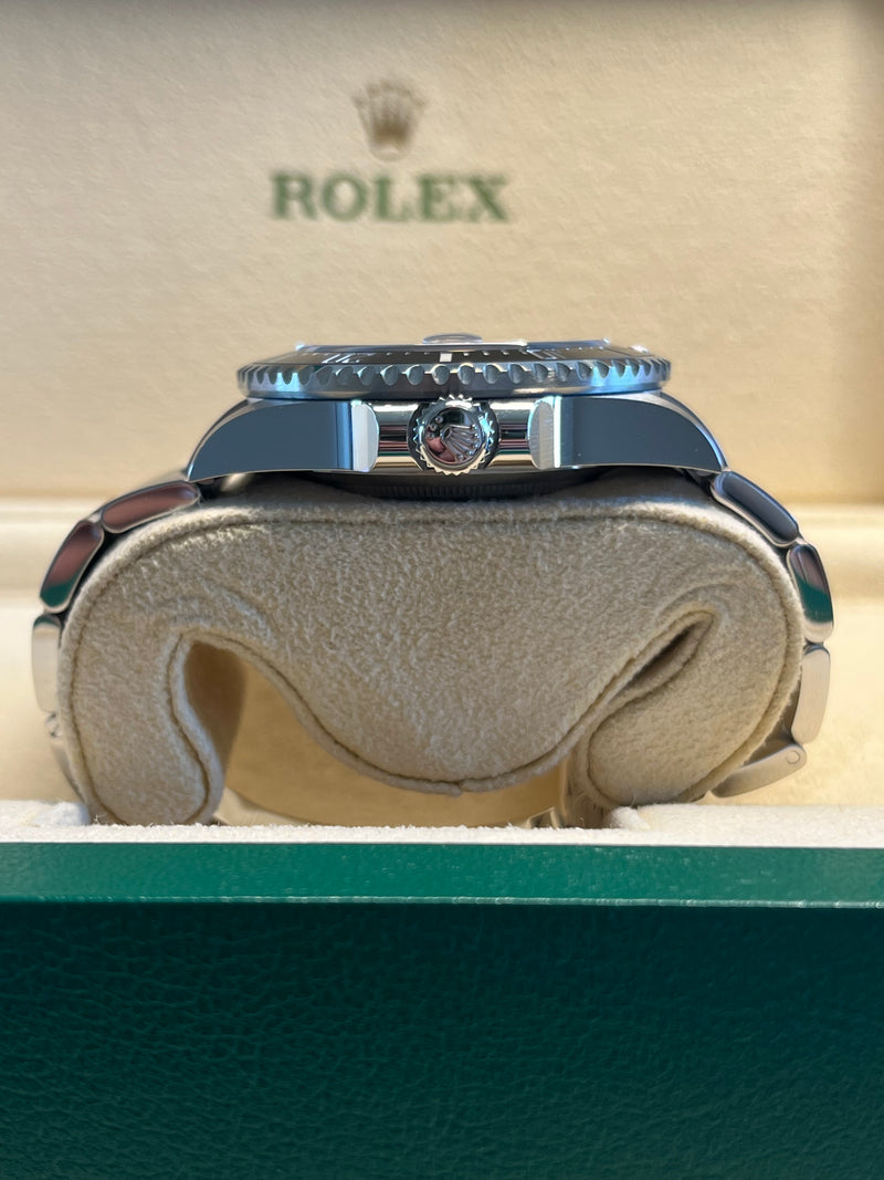 Rolex - Unworn Sea-Dweller 43mm 126600