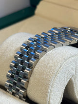 Rolex - Unworn Datejust 41 Blue Roman Dial Jubilee Bracelet 126300