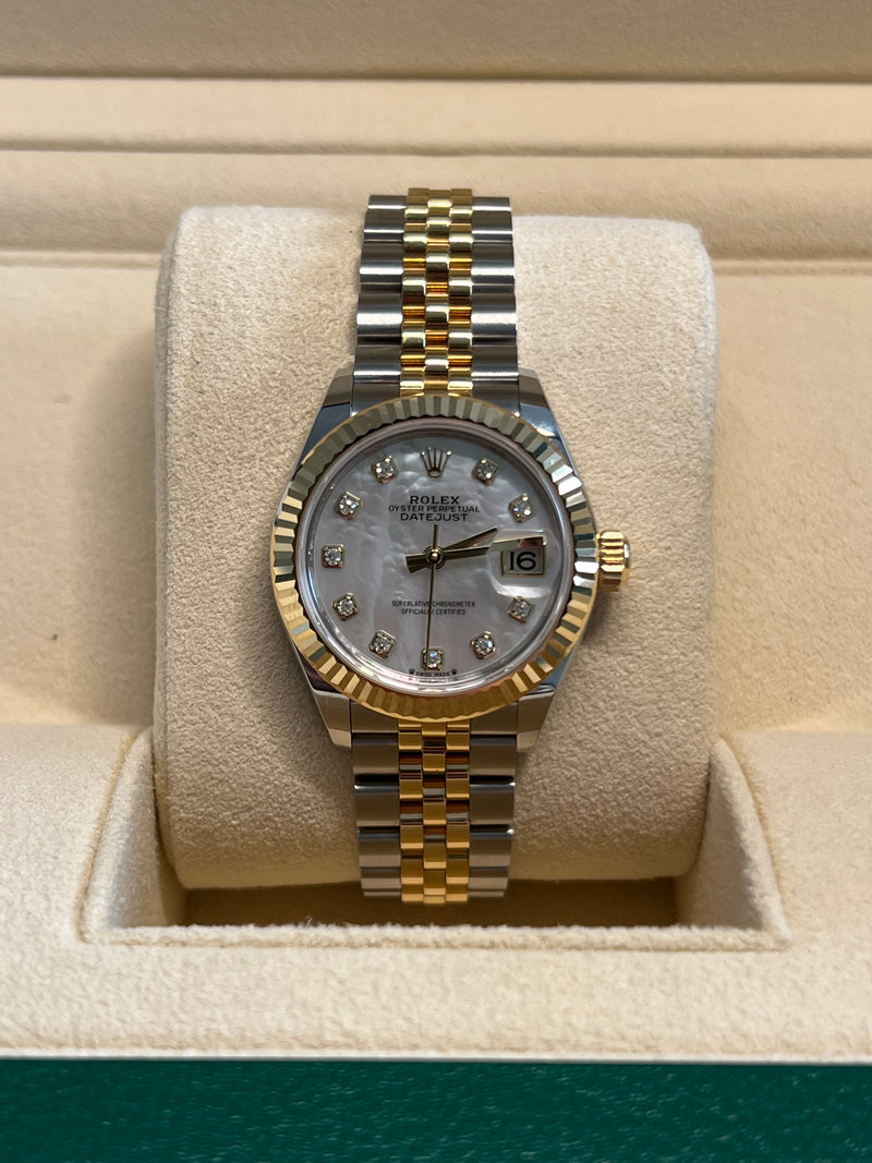 Rolex - Pre-owned Two Tone Yellow Gold Datejust 28mm MOP (Mother of Pearl) Dial 279173
