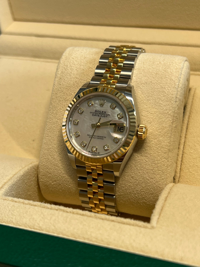 Rolex - Pre-owned Two Tone Yellow Gold Datejust 28mm MOP (Mother of Pearl) Dial 279173