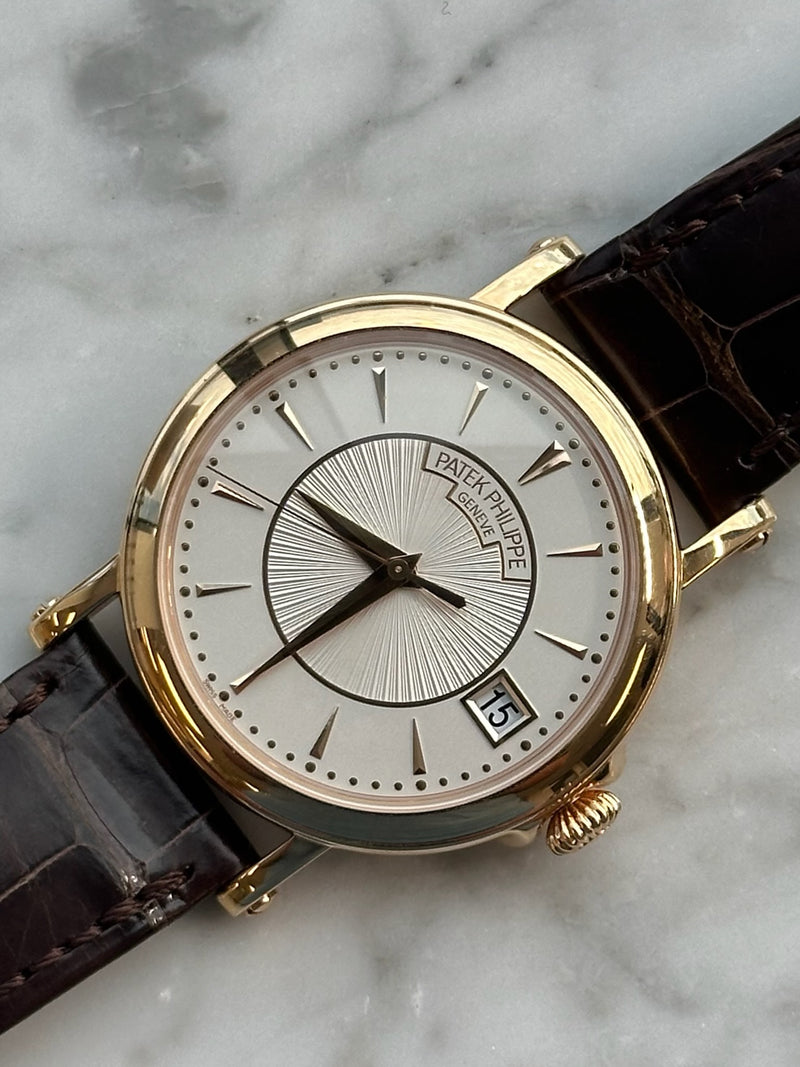 Patek Philippe - Pre-owned Calatrava White Dial 5153R-001