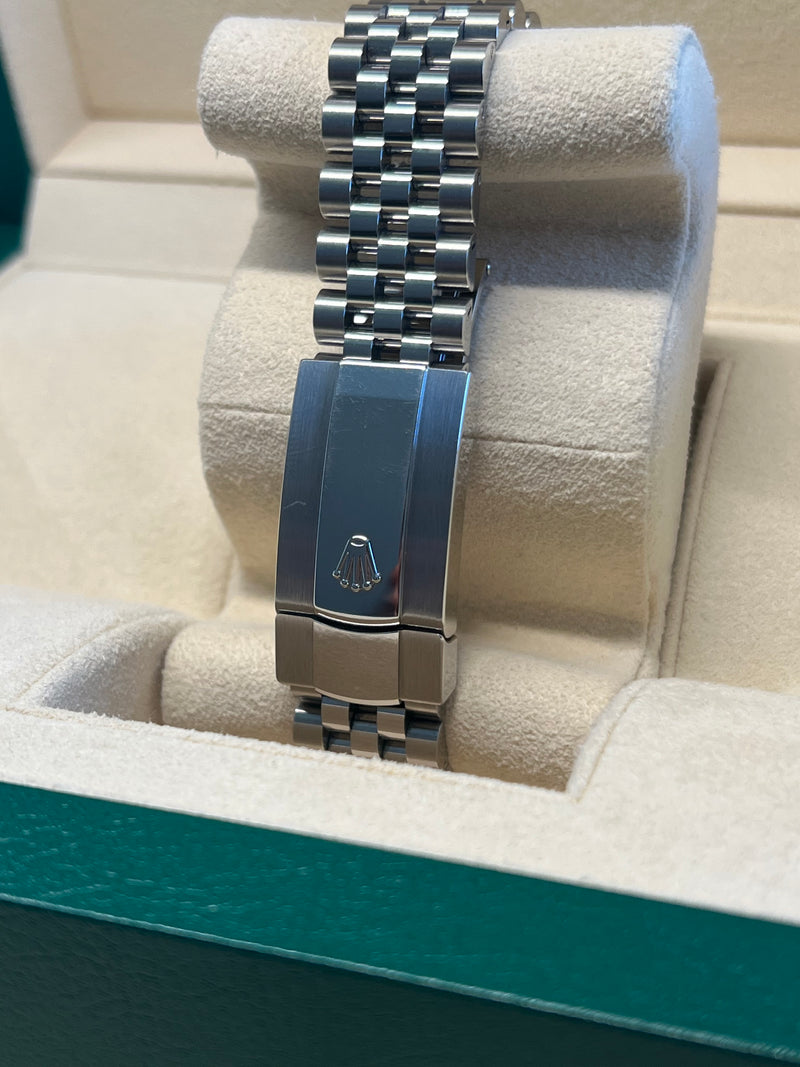 Rolex - Pre-owned Datejust 36mm Pink Diamond Anniversary Dial Jubilee Bracelet 126234