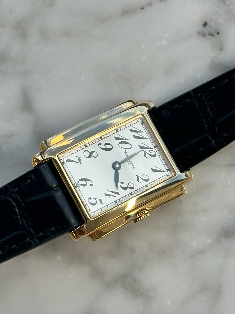 Patek Philippe - Pre-owned Yellow Gold Gondolo White Dial 4824J