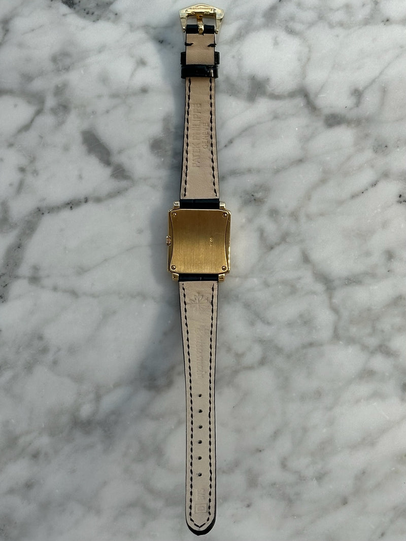 Patek Philippe - Pre-owned Yellow Gold Gondolo White Dial 4824J