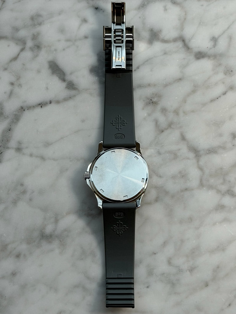 Patek Philippe - Pre-owned Aquanaut Black Dial Diamond Bezel 5067A