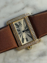 Cartier - Pre-owned Yellow Gold Tank Divan 32 x 25mm Silver Dial Diamond Bezel WA301071