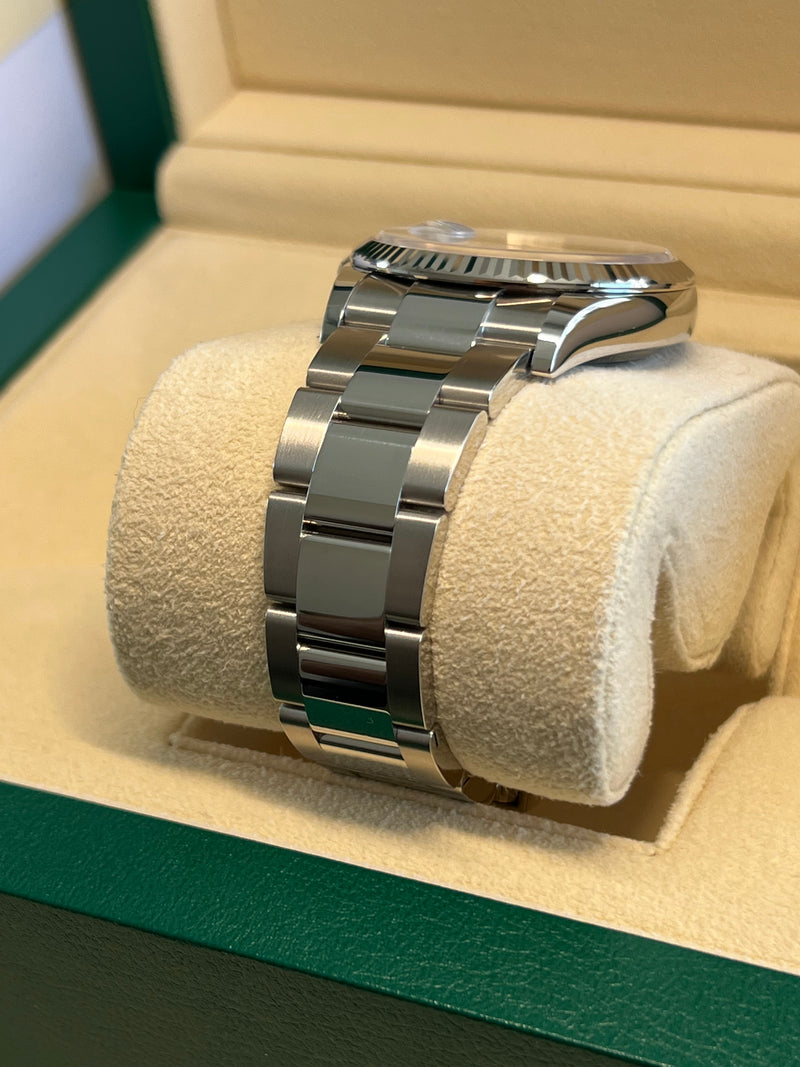 Rolex - Unworn Datejust 36mm Black Dial Oyster Bracelet 126234