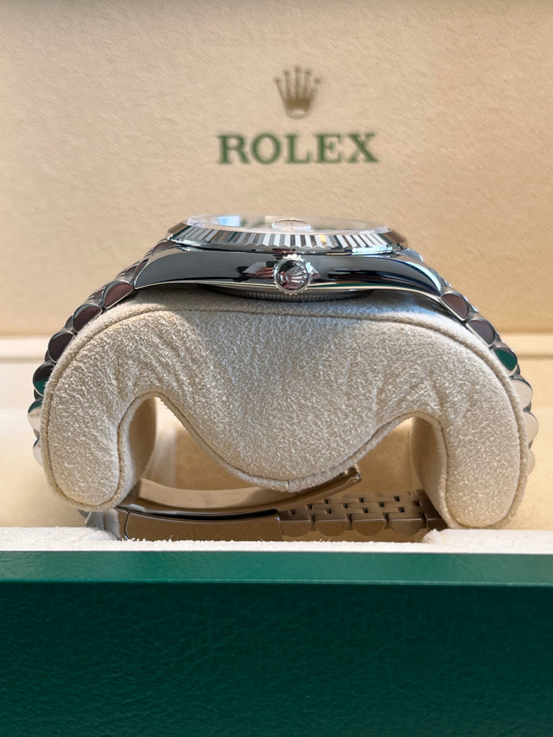 Rolex - Unworn Datejust 41mm White Stick Dial Jubilee Bracelet 126334