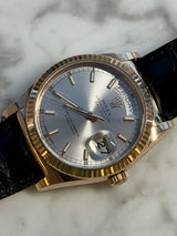 Rolex - Pre-owned Rose Gold Day-Date 36 Silver Dial Leather Strap 118135