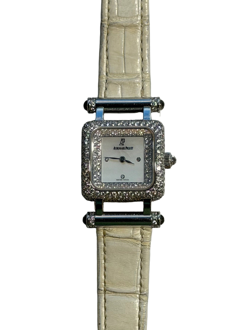 Audemars Piguet - Pre-owned White Gold Deva Mother of Pearl (MOP) Dial Diamond Bezel 67421BC