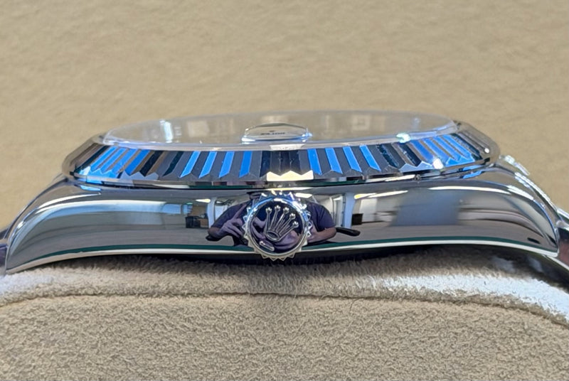 Rolex - Pre-owned Datejust 41 Rhodium Diamond Dial Oyster Bracelet 116334