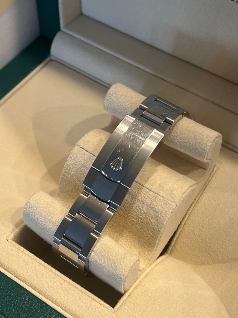 Rolex - Pre-owned Datejust 41mm Blue Dial Oyster Bracelet 126300