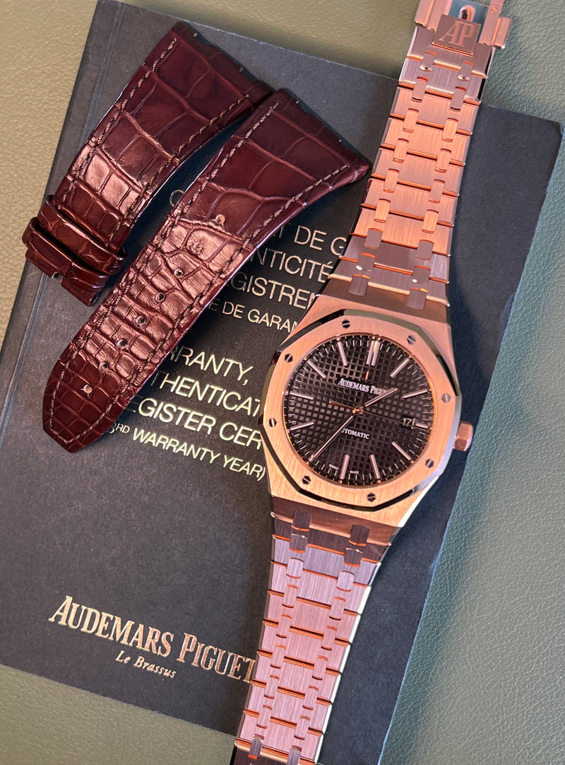 Audemars Piguet - Pre-owned Rose Gold Royal Oak 15400OR Black Dial – David  and Sons Timepieces