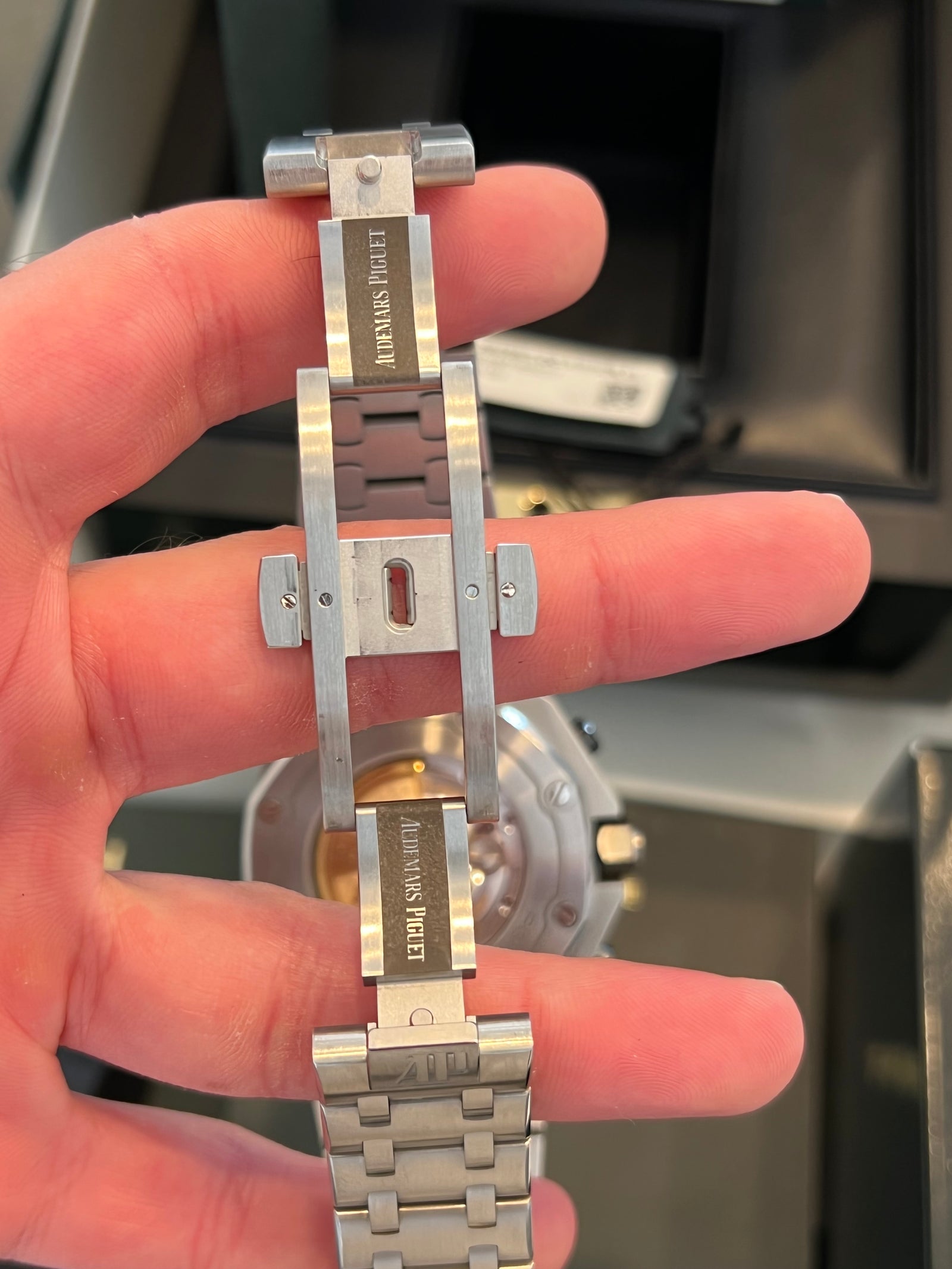 Audemars Piguet - Pre-owned Royal Oak Offshore 